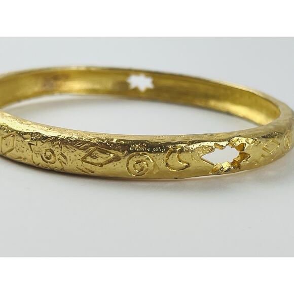 Liz Claiborne Bangle Bracelet Gold Tone Star cut out Etched LCi Moon Spiral Burs - Picture 6 of 11